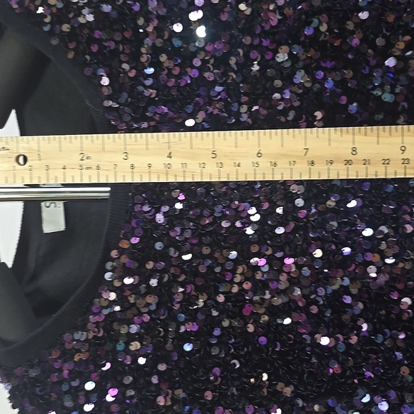 SUZY - Picture 5 of 8